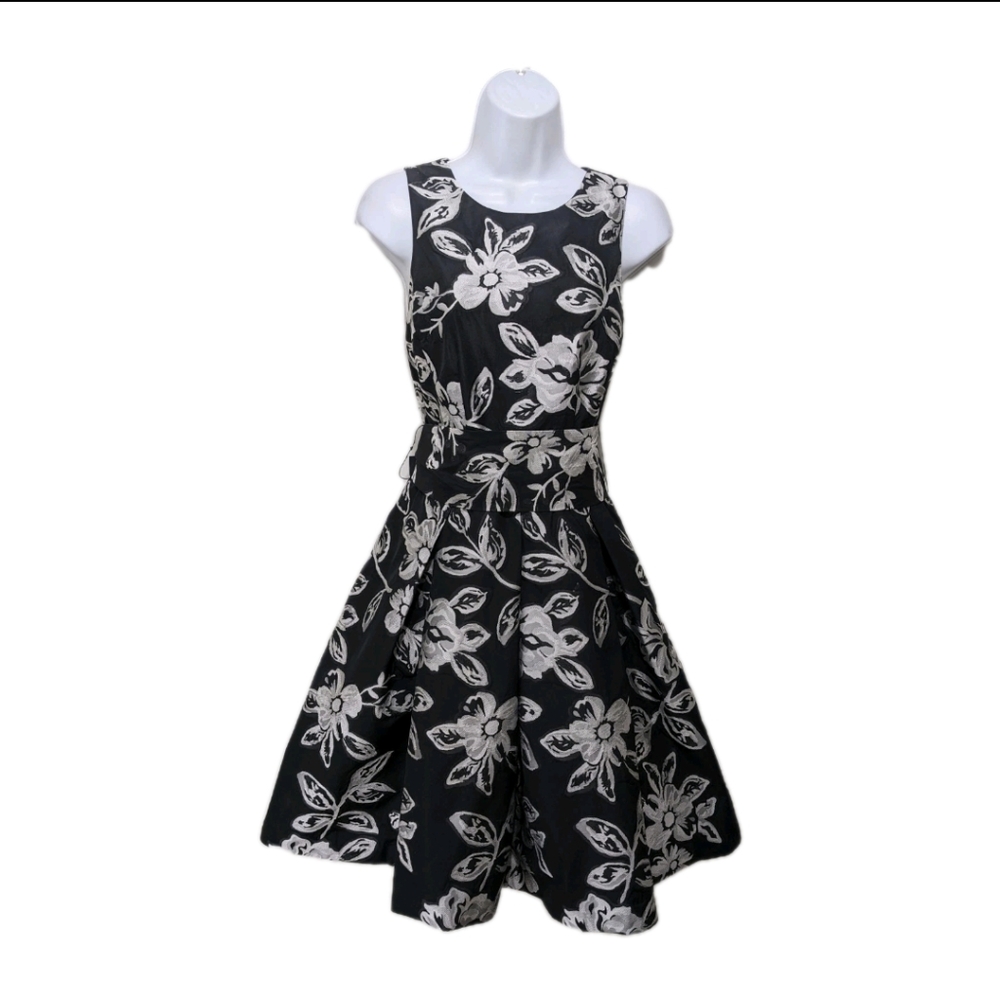 Eliza J Jacqard Fit Flare Dress 8 Floral Classic 50s Elegant Dressy #drs3.4